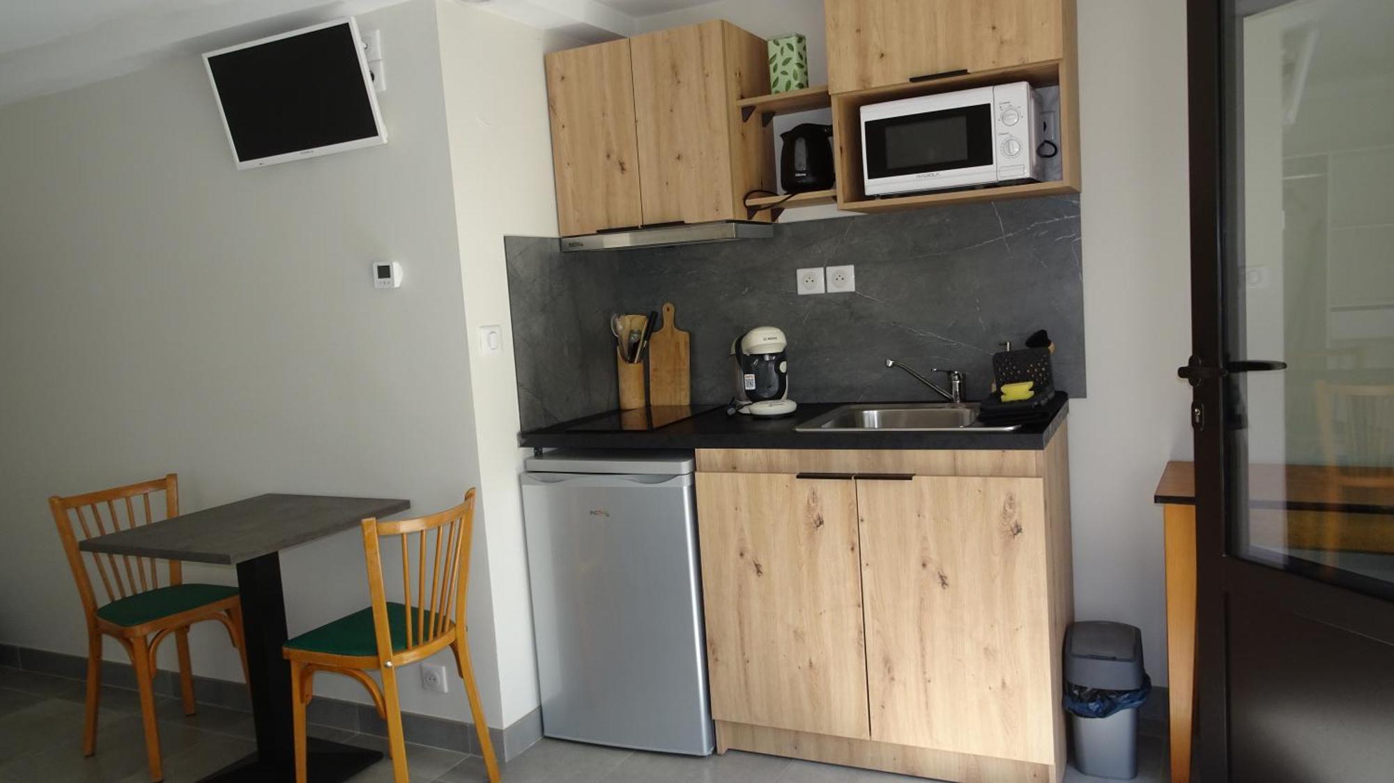 Studio Gites Au Pont De La Gineze Barjac  Εξωτερικό φωτογραφία